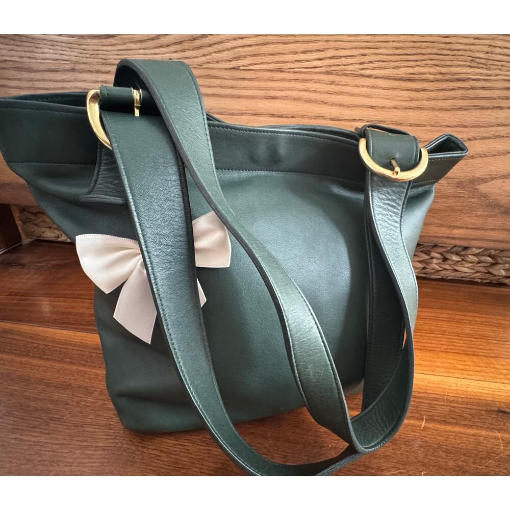 EXCELLENT GREEN Coach Vintage Oversized Waverly Emerald